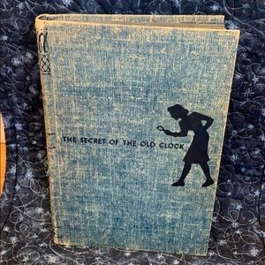 Nancy Drew #1 The Secret if the Old Clock